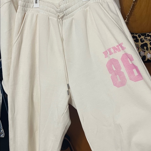 FINAL DROP! PINK Ivory Hoodie and Sweatpants Set, oversized - Picture 6 of 12